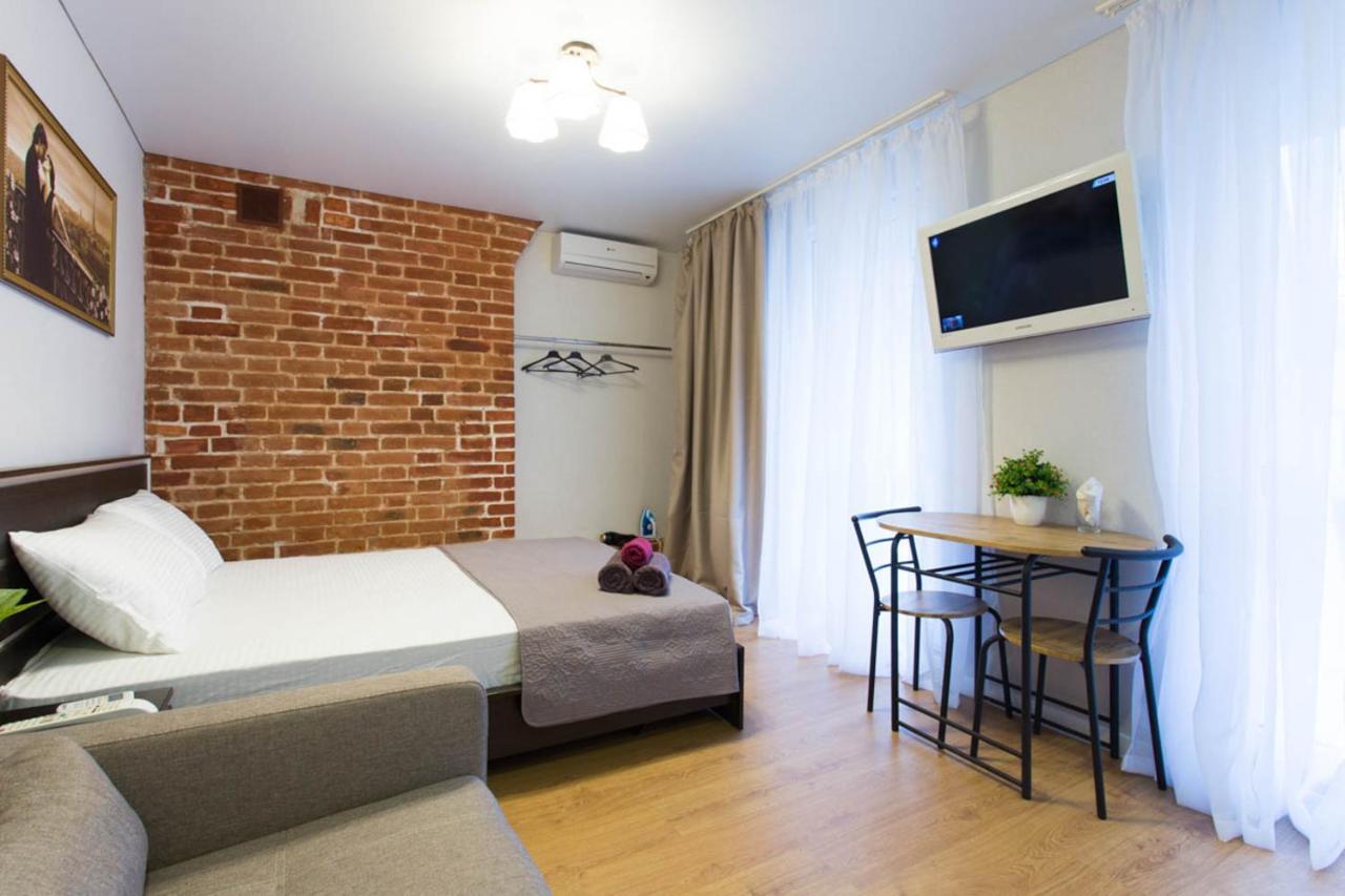 Near Metro Yaroslava Mudroho, Universytet - Mykoly Khvylovoho Str 5-3 Kharkiv